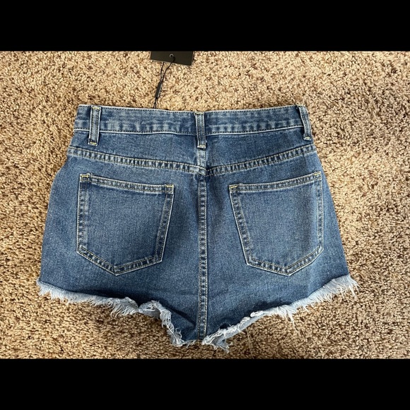 Mid Blue Wash Frayed Hem Denim Shorts - Picture 2 of 4